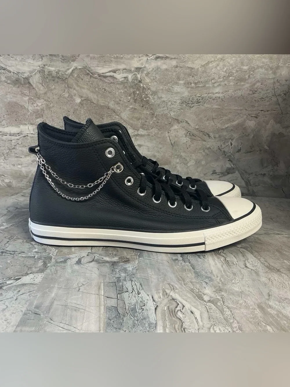 Converse Chuck Taylor All Star Chains sneaker